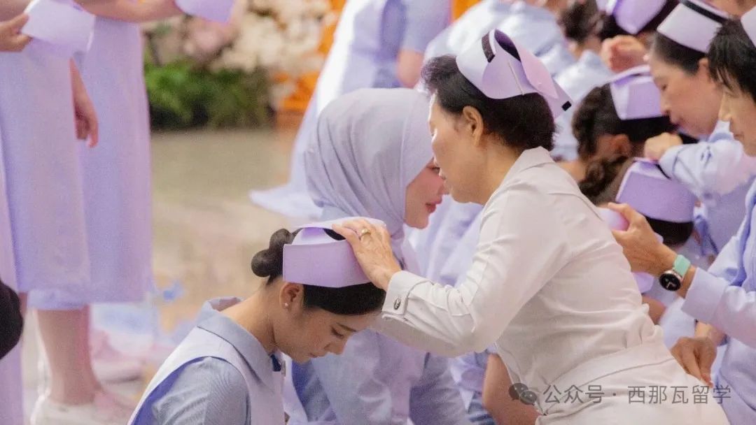 西那瓦國際大學(xué)舉行護理專業(yè)第十一屆授帽儀式
